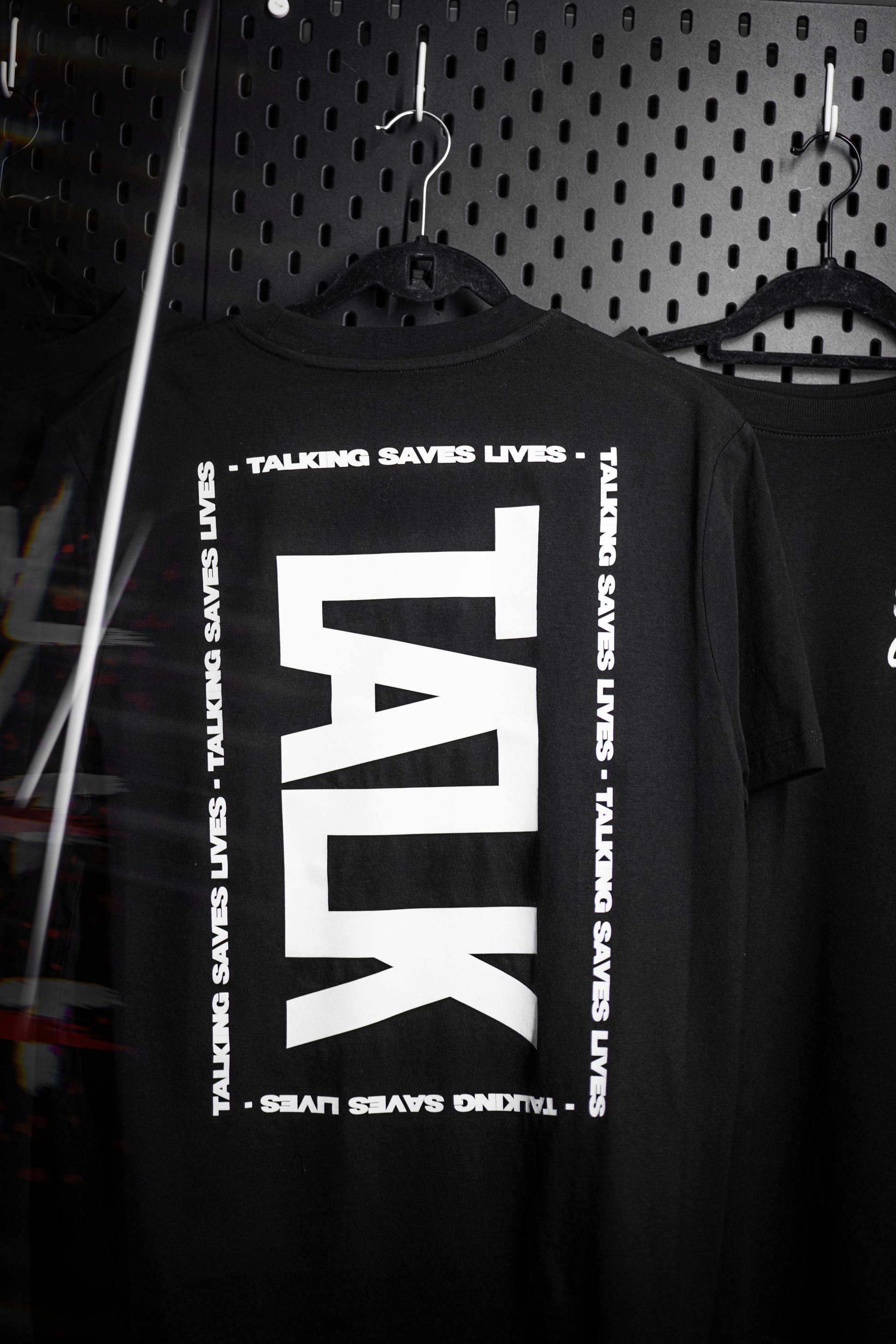Talking Saves Lives - T-Shirt